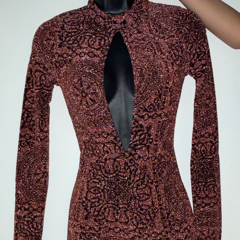 Elegant Black and rose gold Patterned body suit size small for women brand new